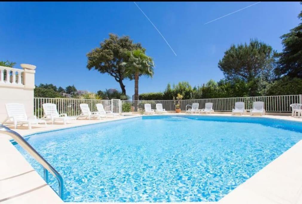 Residence De Luxe Sun Paradis, Studio Terrasse, Vue Mer Piscine Cannes Eksteriør bilde