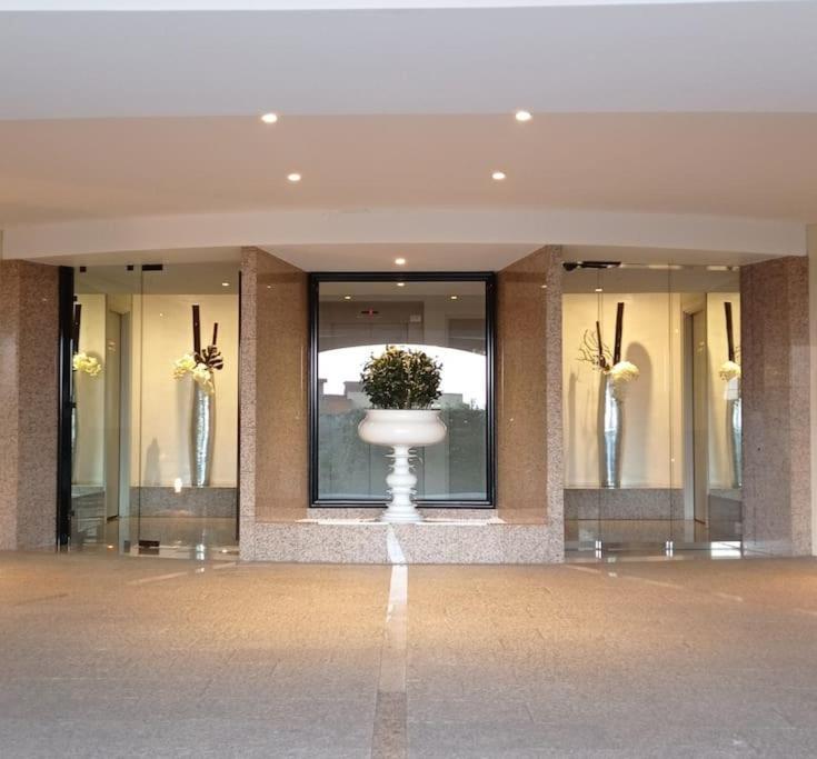 Residence De Luxe Sun Paradis, Studio Terrasse, Vue Mer Piscine Cannes Eksteriør bilde